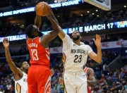 九游体育-浓眉哥回归赛场，大胜首场状态亮眼，皇家马德里观众沸腾！的简单介绍