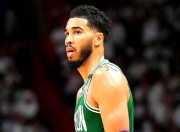 九游娱乐-关于塔图姆在法国队比赛中战术调整，战术调整引发热议！的信息