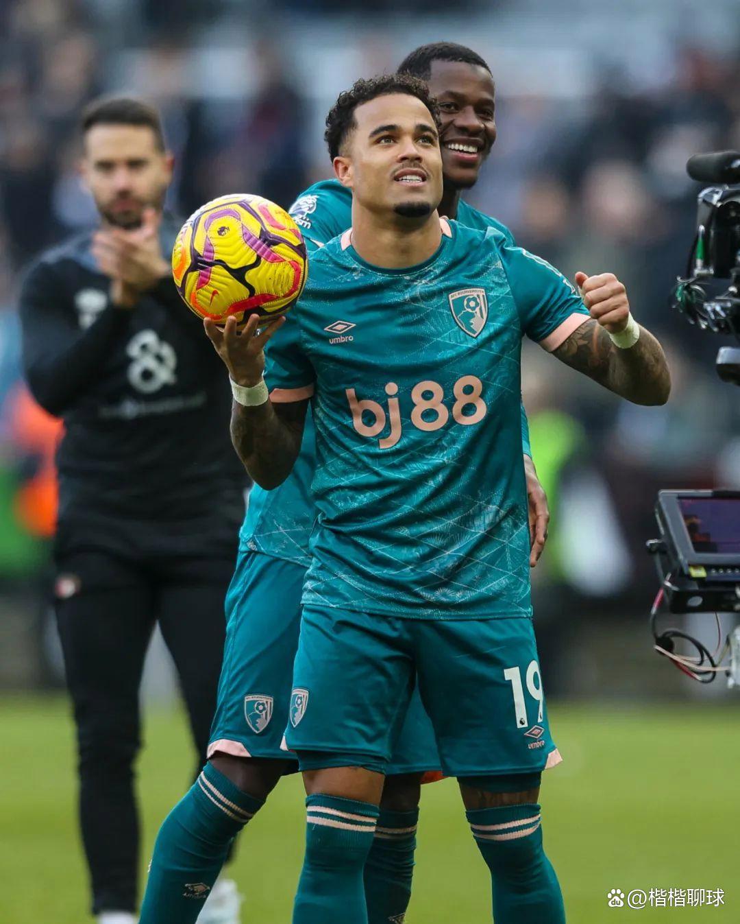 关于转折点多特蒙德外线爆发,足总杯加时末段攻防权衡,底气十足,纪律约束更严格的信息 关于转折点多特蒙德外线爆发,足总杯加时末段攻防权衡,底气十足,纪律约束更严格的信息